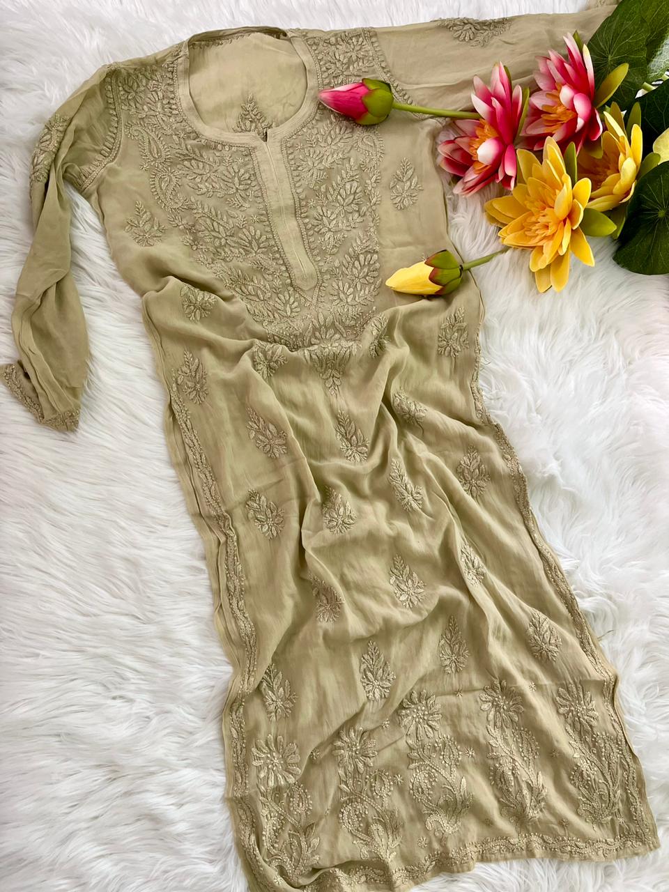Saanvi Viscose Ghaspatti Kurti - Chikan Diaries