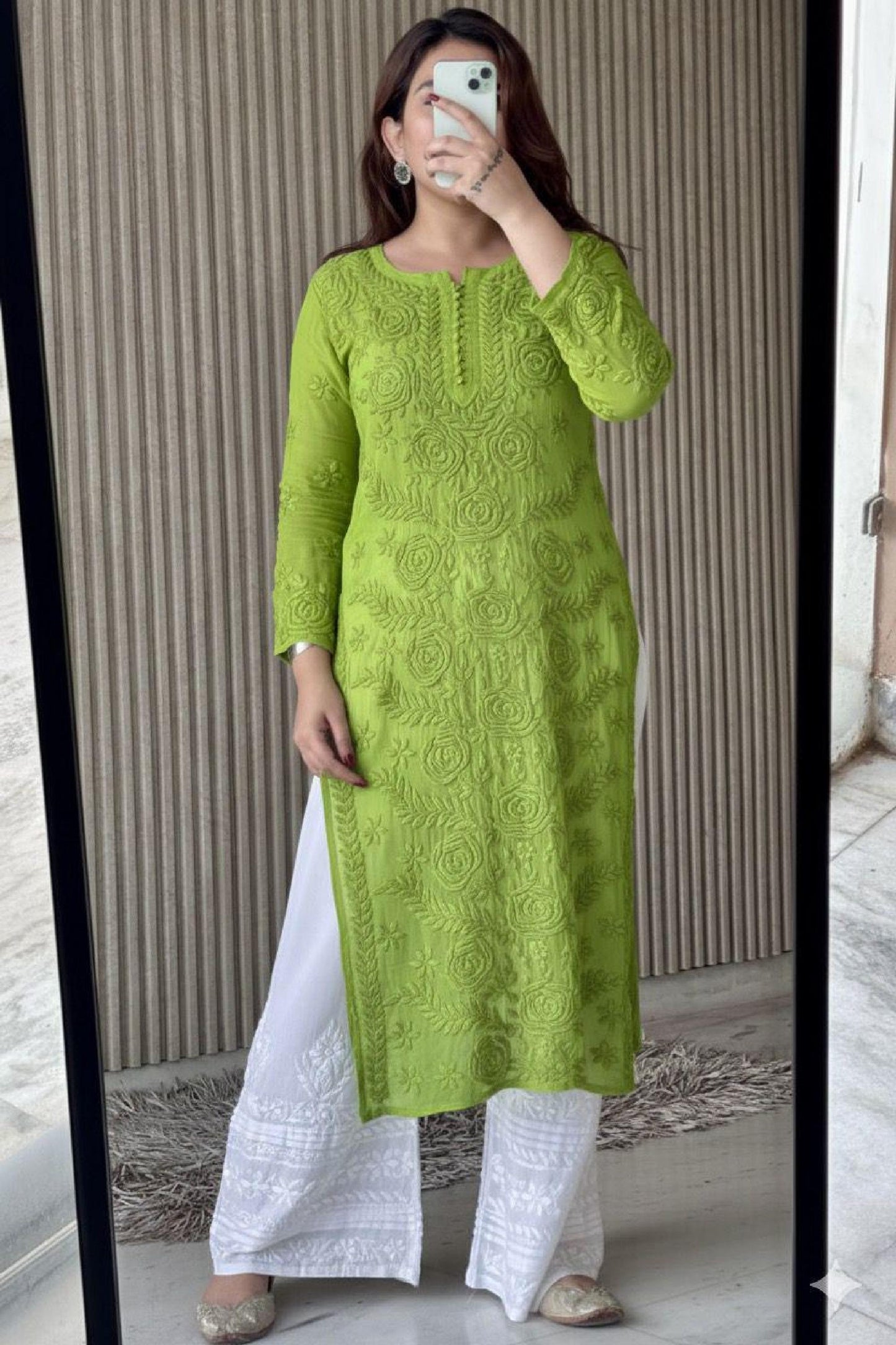 Chikankari Kurti Set Pink: 3D Rose Embroidered Viscose Rayon with Pleated Palazzo Pant