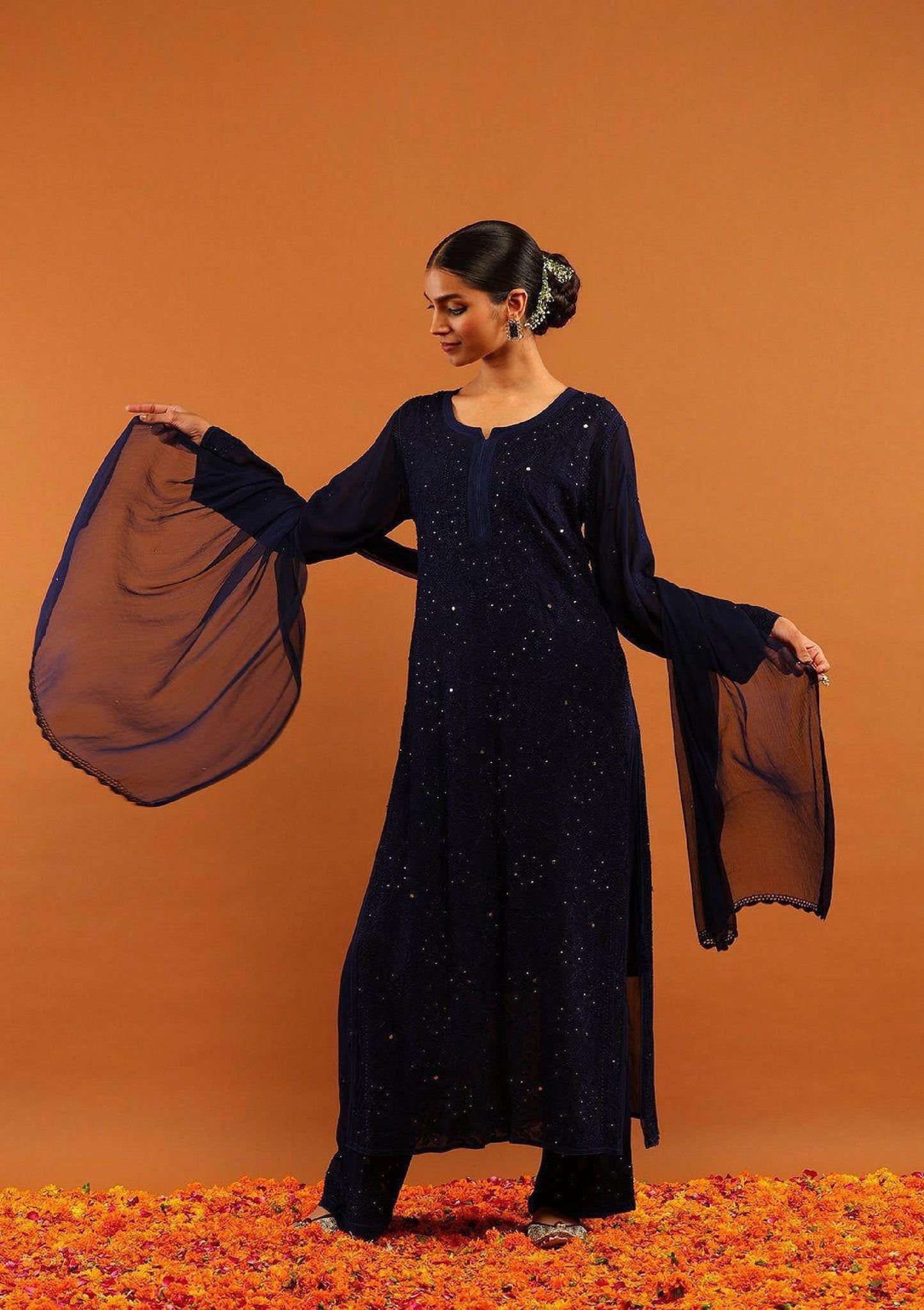 Royal Resham Mukesh Lucknowi Chikankari Kurti, Handmade Embroidered Indian Tunic, Ethnic Women's Chikan Garment, Traditional Festive Dress