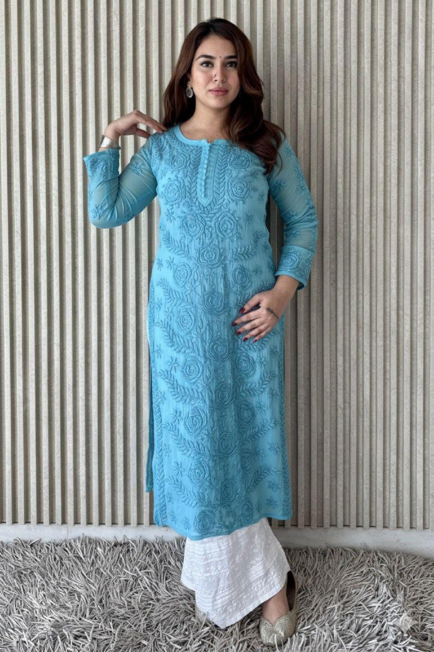 Chikankari Kurti Set Pink: 3D Rose Embroidered Viscose Rayon with Pleated Palazzo Pant