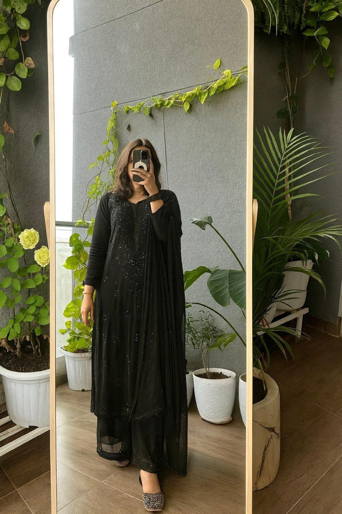 Chikankari Kurti Viscose: Hand Embroidered Viscose Resham Work Tunic Set